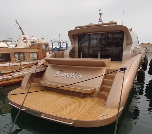 AB 88 supplied yacht photograph 2