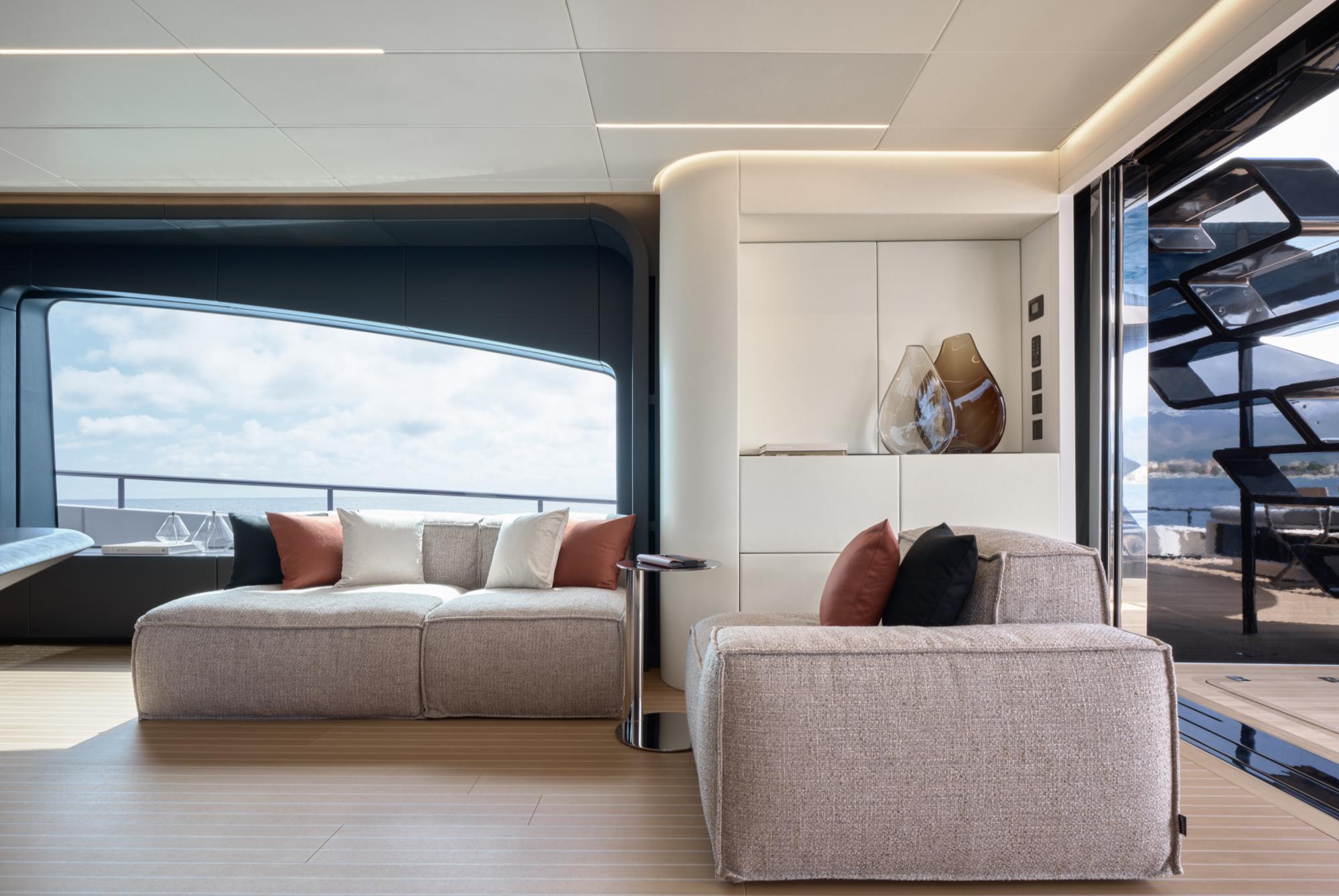 AB 95 Hull 209 supplied brochure visual 12