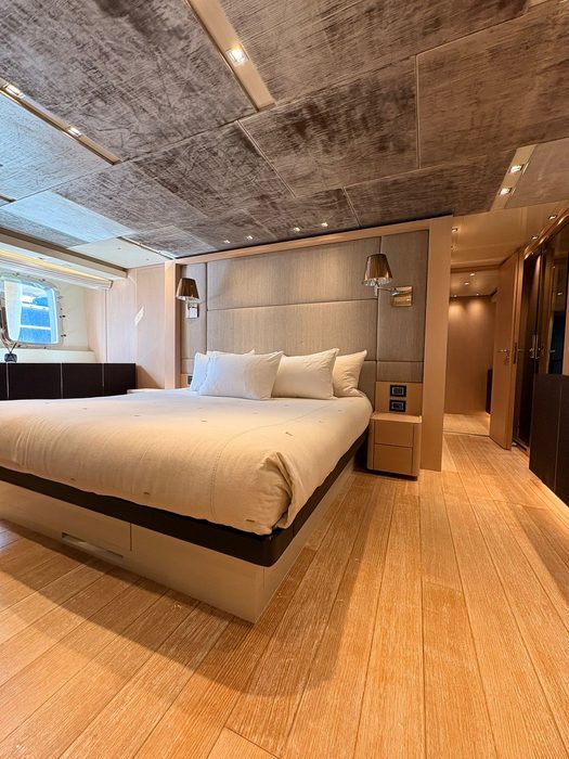 FRIDAY master cabin