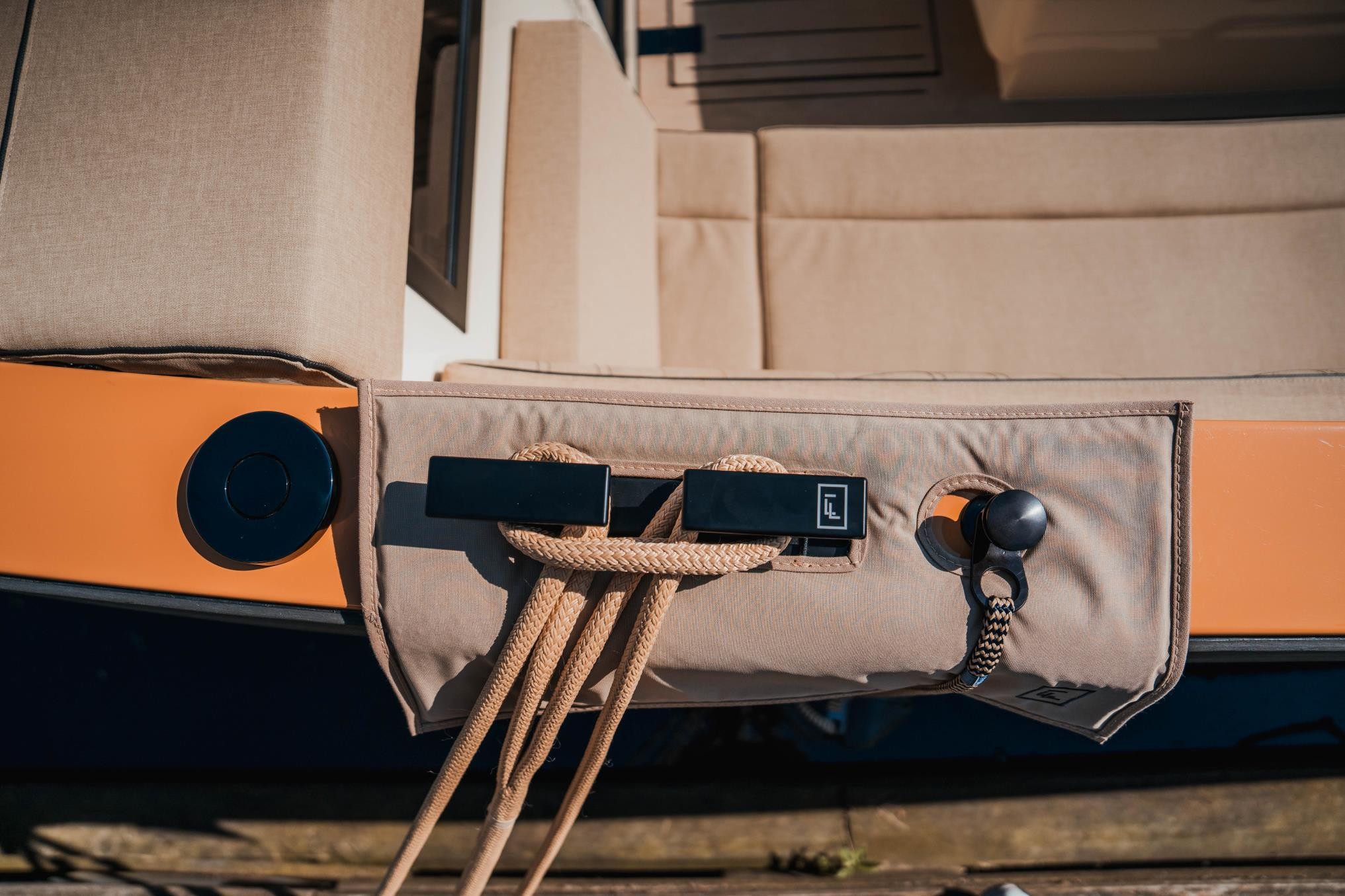 Lowlander 851 Speedster watersports tow eye