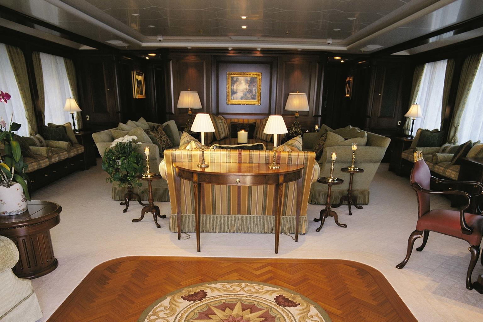 Paraffin formal dining room