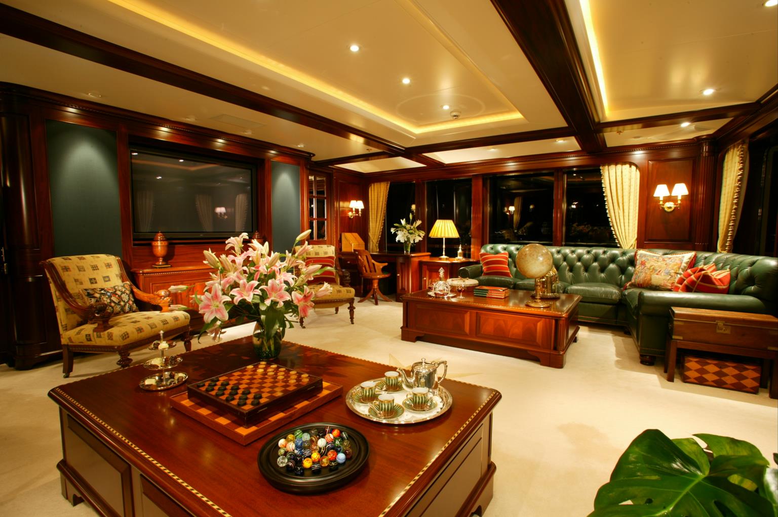 Paraffin main saloon prepared for entertaining
