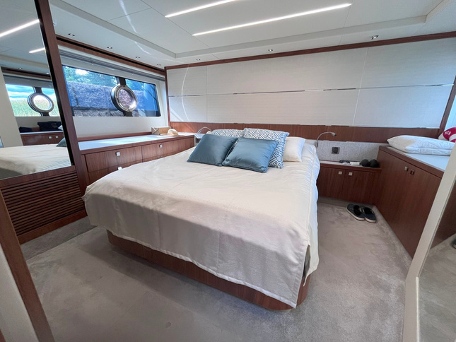 Sunseeker Predator 57 MKII master cabin
