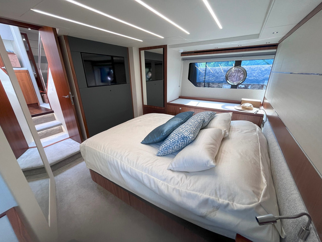 Sunseeker Predator 57 MKII master cabin alternate view